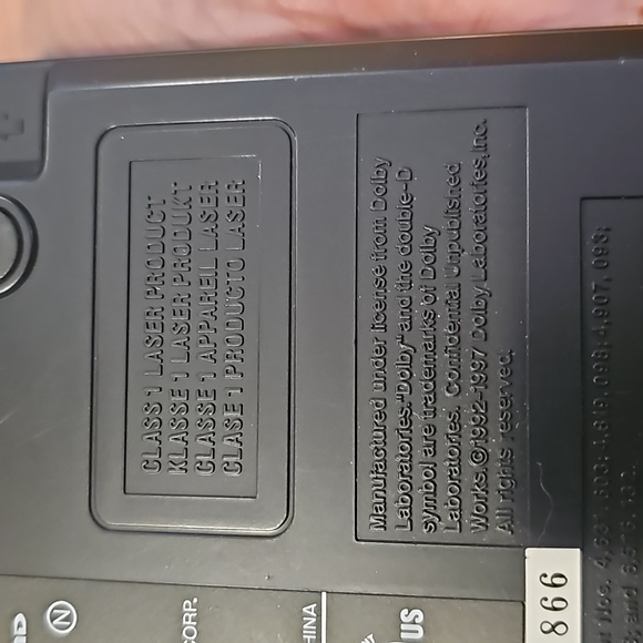 Portable DVD player - Picture 6 of 10